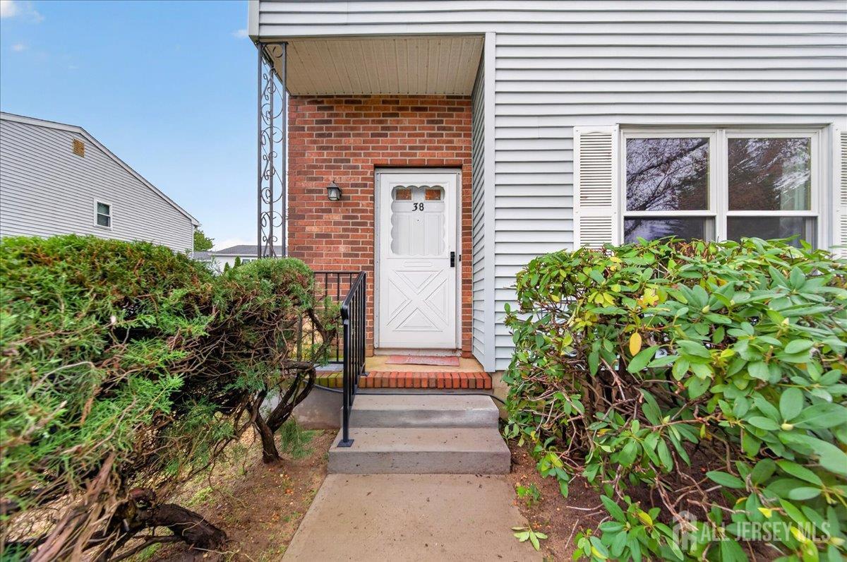 38 Deerfield Lane Jamesburg NJ 08831