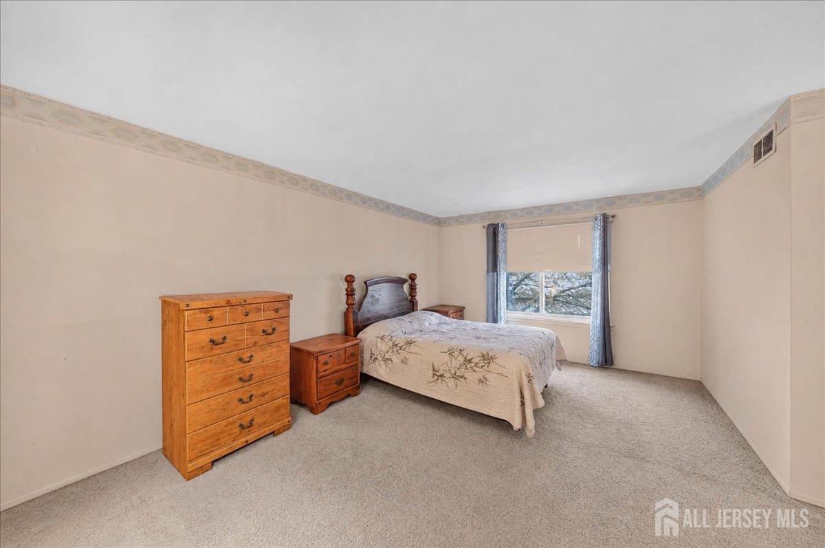 38 Deerfield Lane Jamesburg NJ 08831