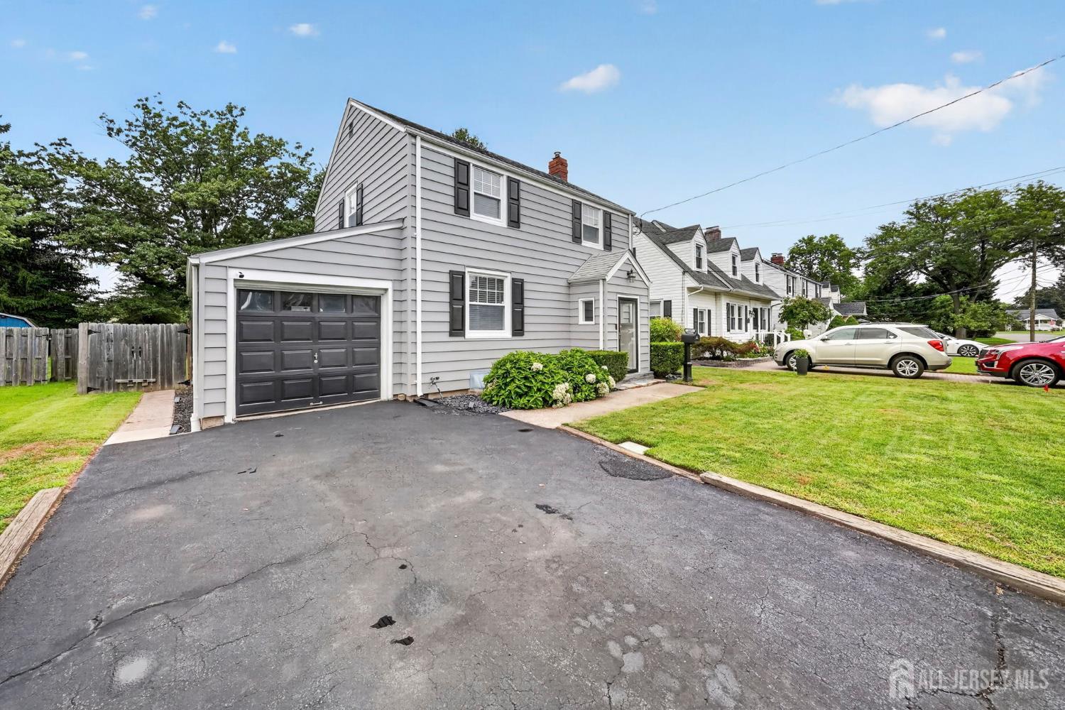 117 Homestead Avenue Hamilton NJ 08610