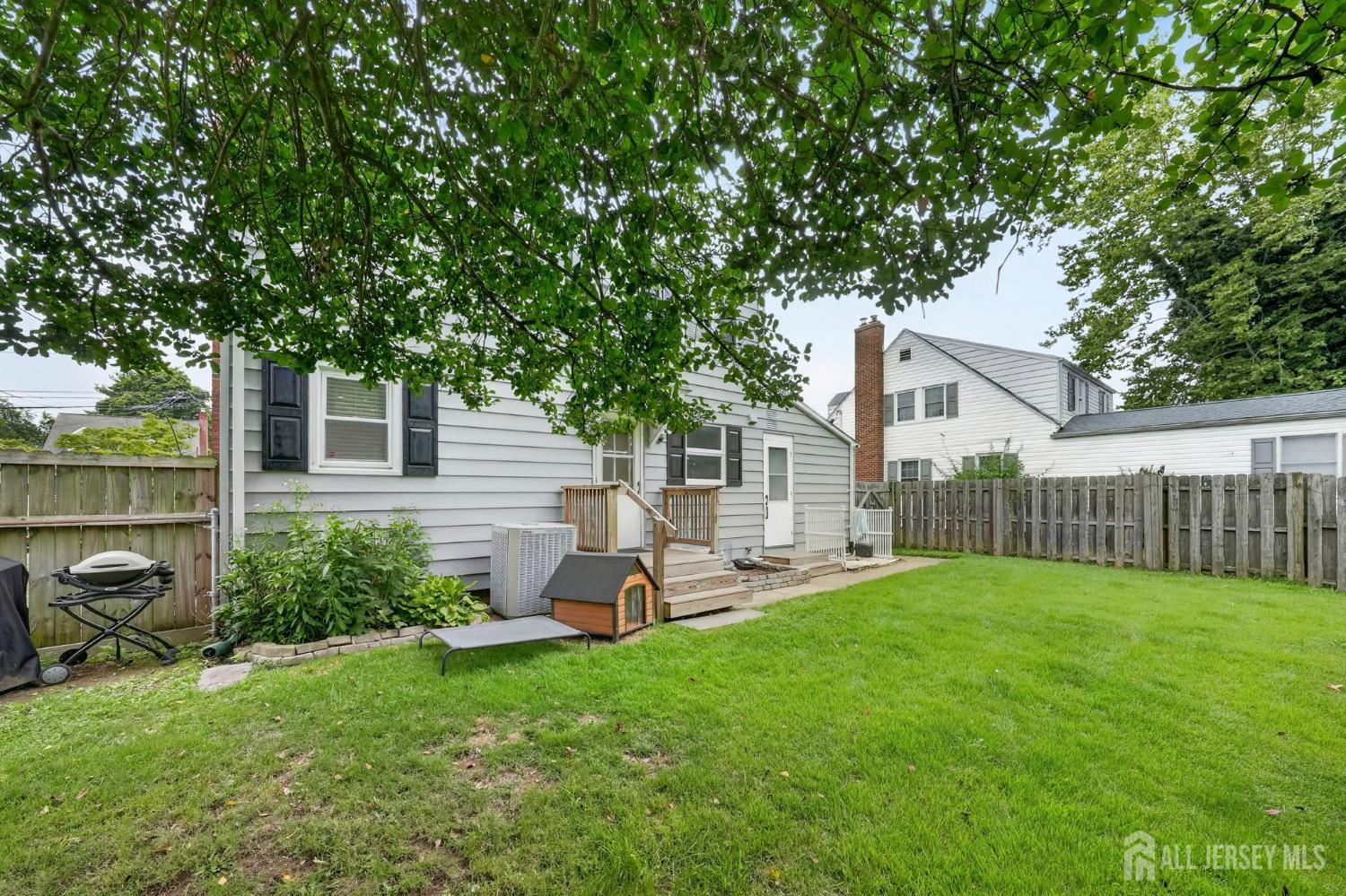 117 Homestead Avenue Hamilton NJ 08610