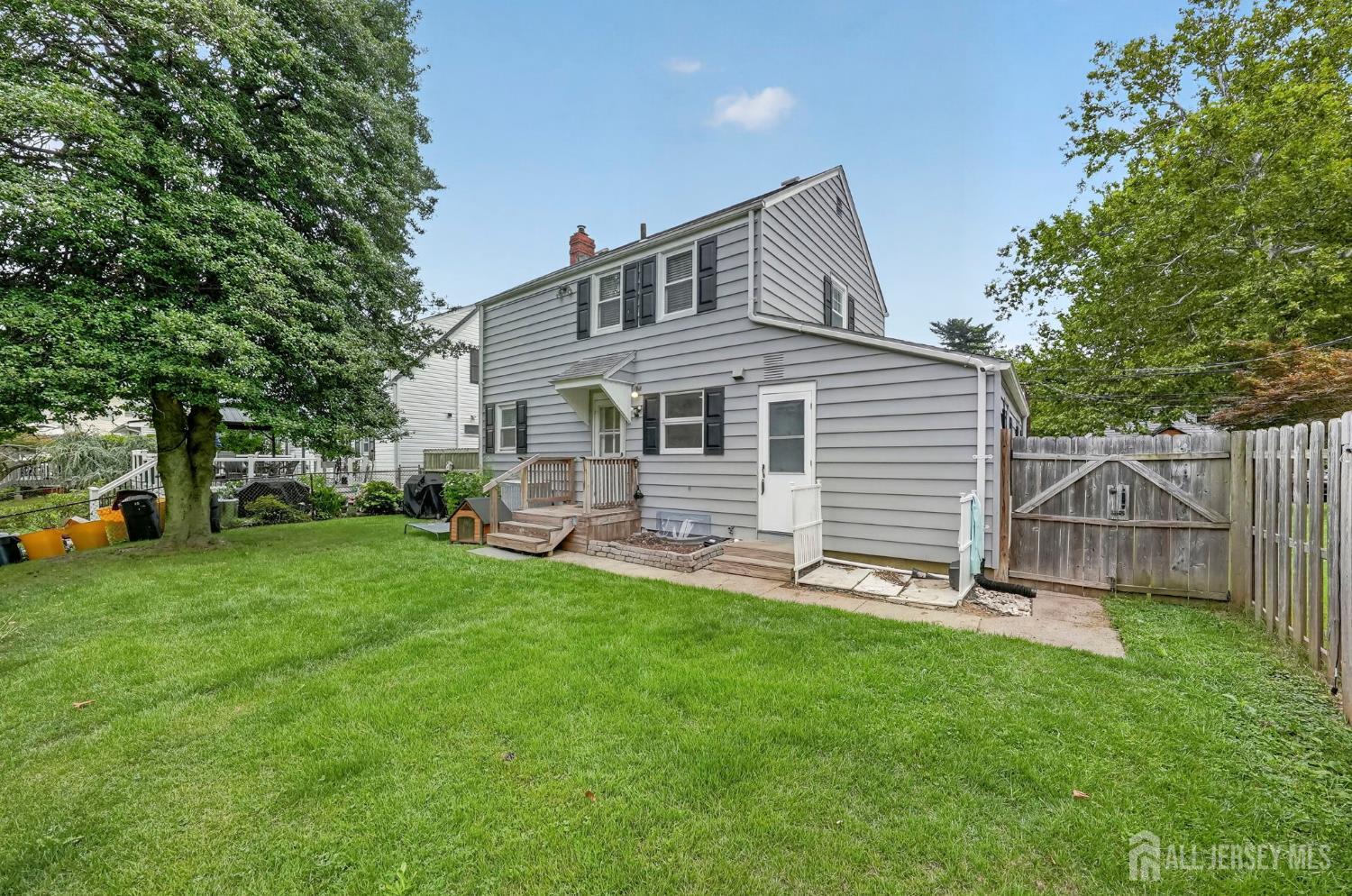117 Homestead Avenue Hamilton NJ 08610
