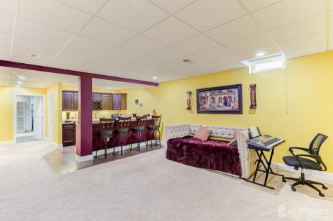 6 Michelangelo Drive South Brunswick NJ 08852