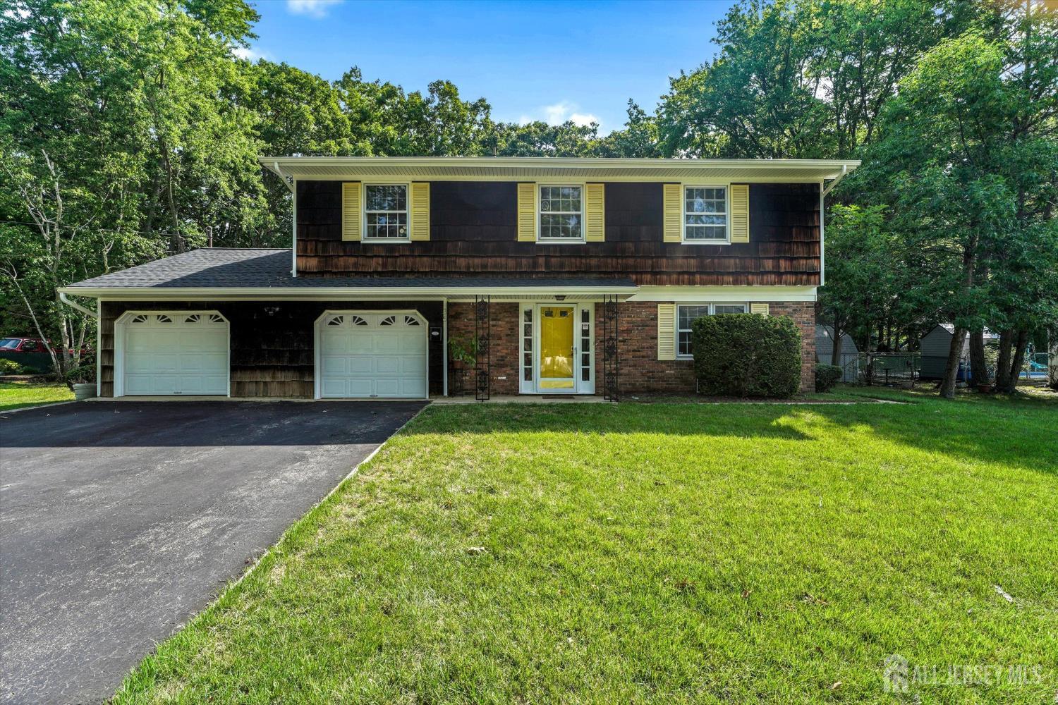Howell NJ, 36 Old Bridge Drive