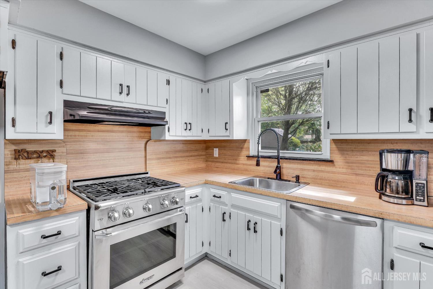 36 Old Bridge Drive Howell NJ 07731