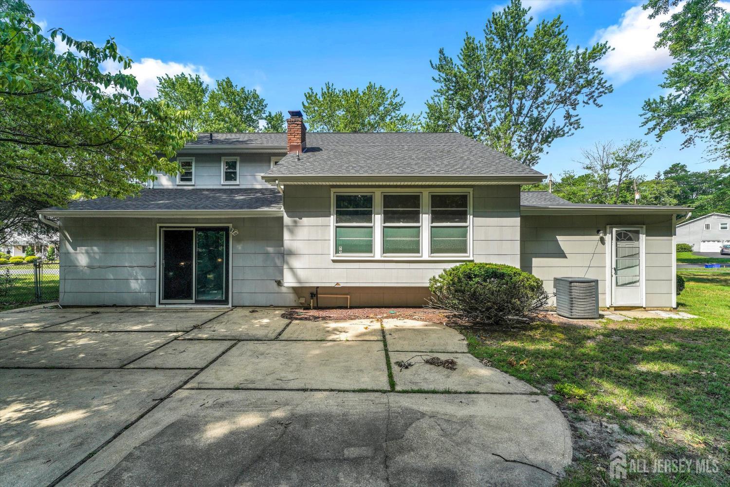 36 Old Bridge Drive Howell NJ 07731
