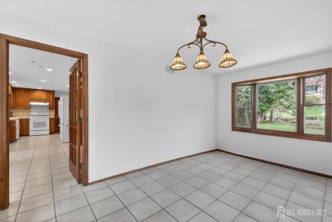 76 Telegraph Hill Road Holmdel NJ 07733