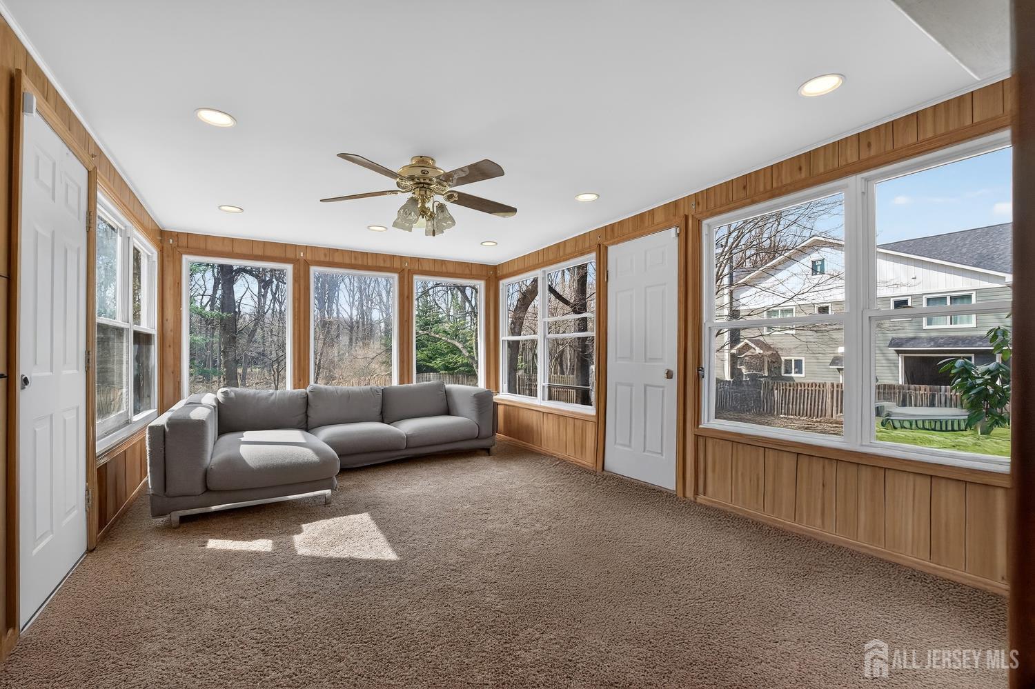76 Telegraph Hill Road Holmdel NJ 07733