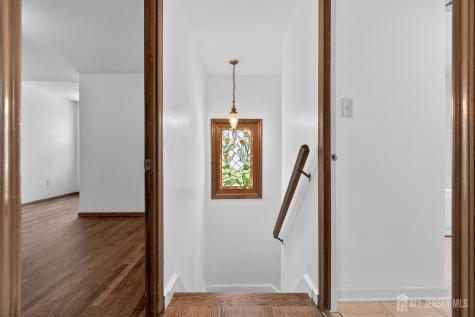 76 Telegraph Hill Road Holmdel NJ 07733