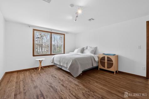 76 Telegraph Hill Road Holmdel NJ 07733