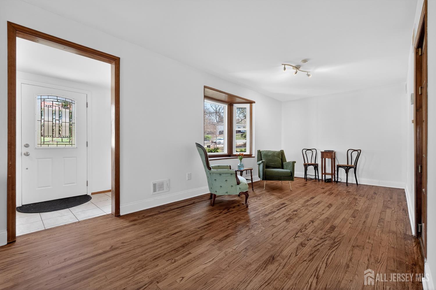 76 Telegraph Hill Road Holmdel NJ 07733