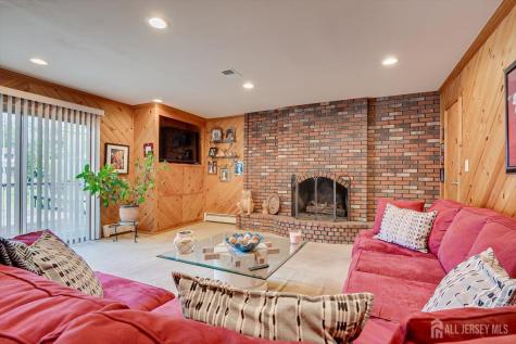21 Marlin Avenue E Edison NJ 08820