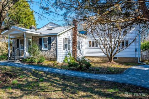 16 Skytop Road Lebanon Twp NJ 07853
