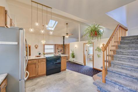 16 Skytop Road Lebanon Twp NJ 07853