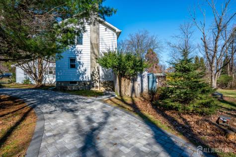 16 Skytop Road Lebanon Twp NJ 07853