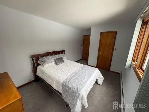 16 Skytop Road Lebanon Twp NJ 07853
