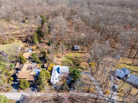 16 Skytop Road Lebanon Twp NJ 07853