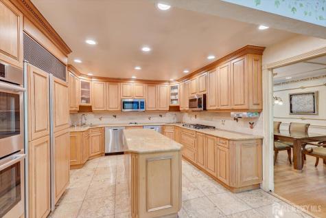 25 Marshall Drive Edison NJ 08817