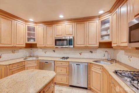 25 Marshall Drive Edison NJ 08817