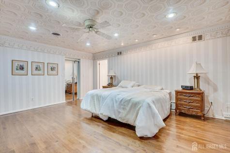 25 Marshall Drive Edison NJ 08817
