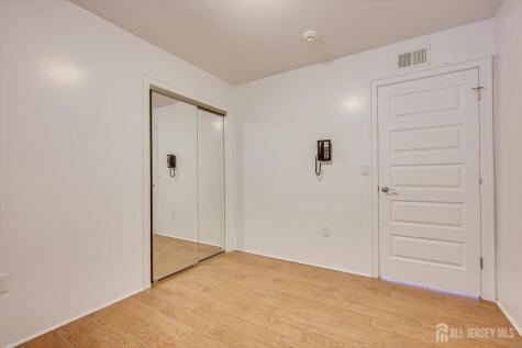 25 Marshall Drive Edison NJ 08817