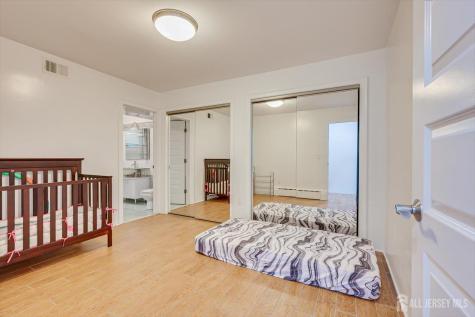 25 Marshall Drive Edison NJ 08817