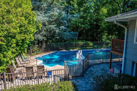 25 Marshall Drive Edison NJ 08817