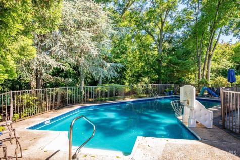 25 Marshall Drive Edison NJ 08817
