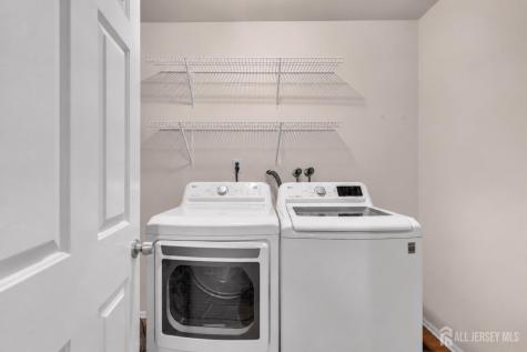 91 Delaware Lane Branchburg NJ 08876