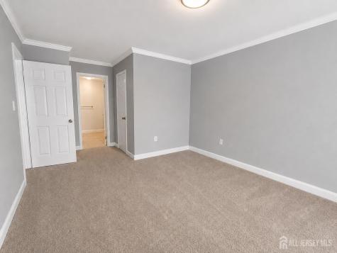 91 Delaware Lane Branchburg NJ 08876