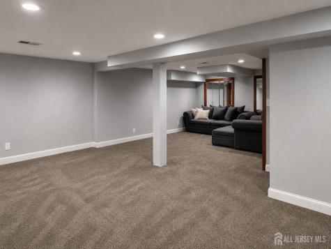 91 Delaware Lane Branchburg NJ 08876