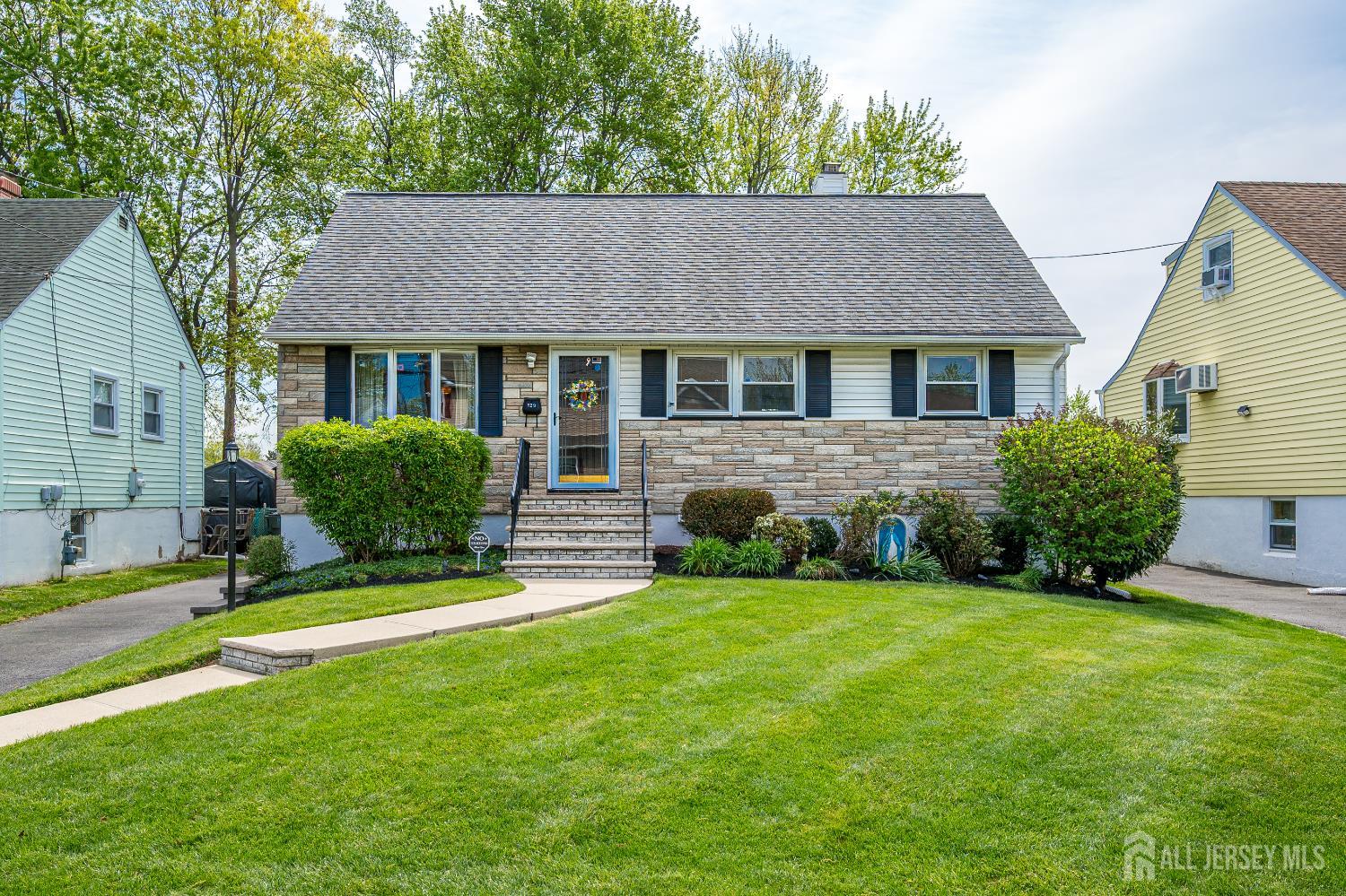 129 Bedford Avenue Iselin NJ 08830