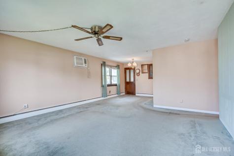129 Bedford Avenue Iselin NJ 08830