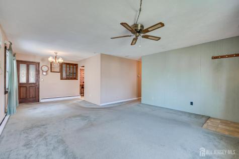 129 Bedford Avenue Iselin NJ 08830