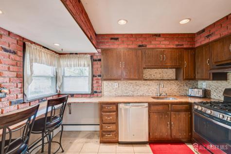 129 Bedford Avenue Iselin NJ 08830