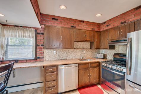 129 Bedford Avenue Iselin NJ 08830