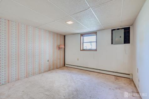 129 Bedford Avenue Iselin NJ 08830