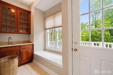 17 Spring Lake Drive Chester Twp NJ 07931