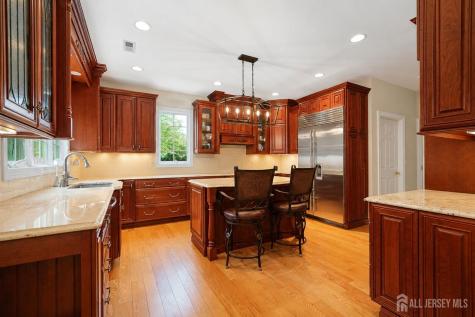 17 Spring Lake Drive Chester Twp NJ 07931