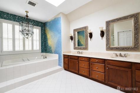 17 Spring Lake Drive Chester Twp NJ 07931
