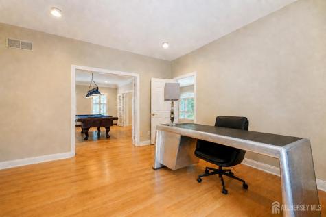 17 Spring Lake Drive Chester Twp NJ 07931
