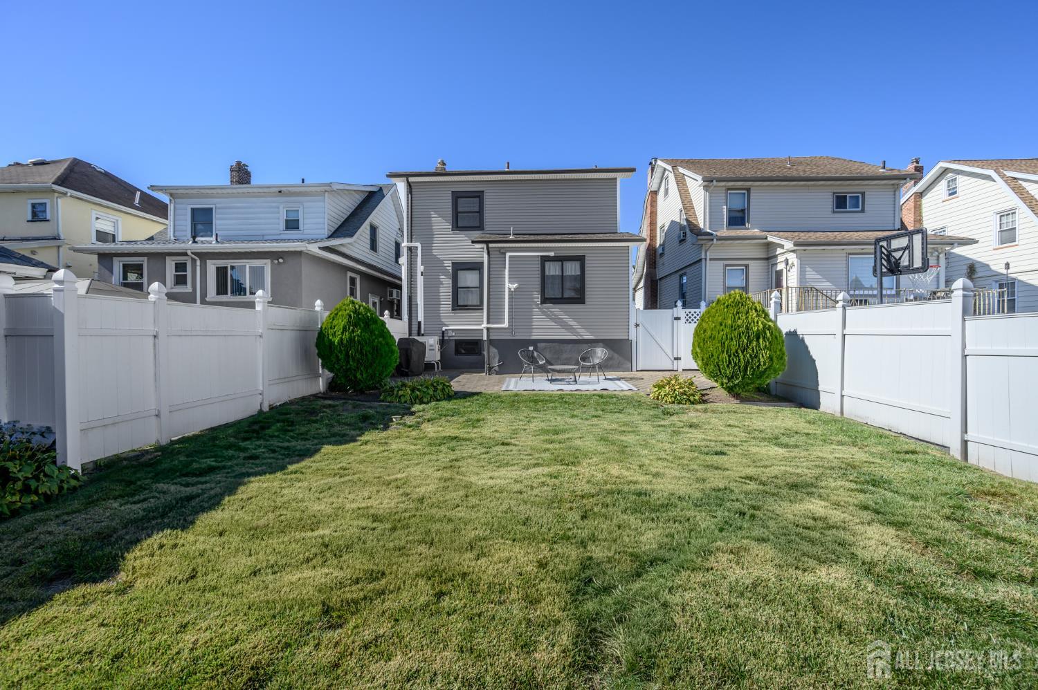 256 Dewitt Avenue Belleville NJ 07109