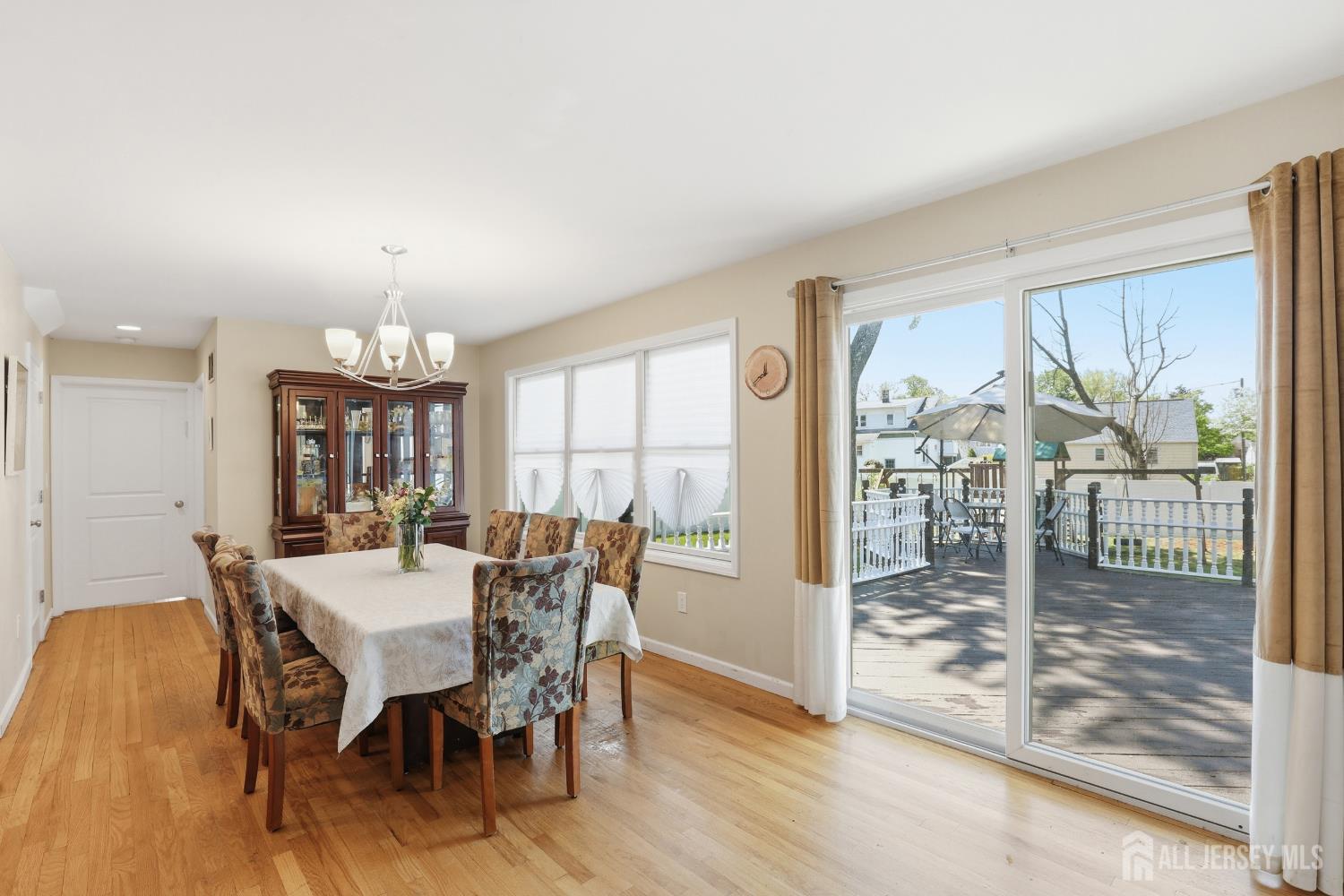 24 Campbell Avenue Edison NJ 08817