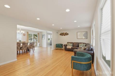 24 Campbell Avenue Edison NJ 08817