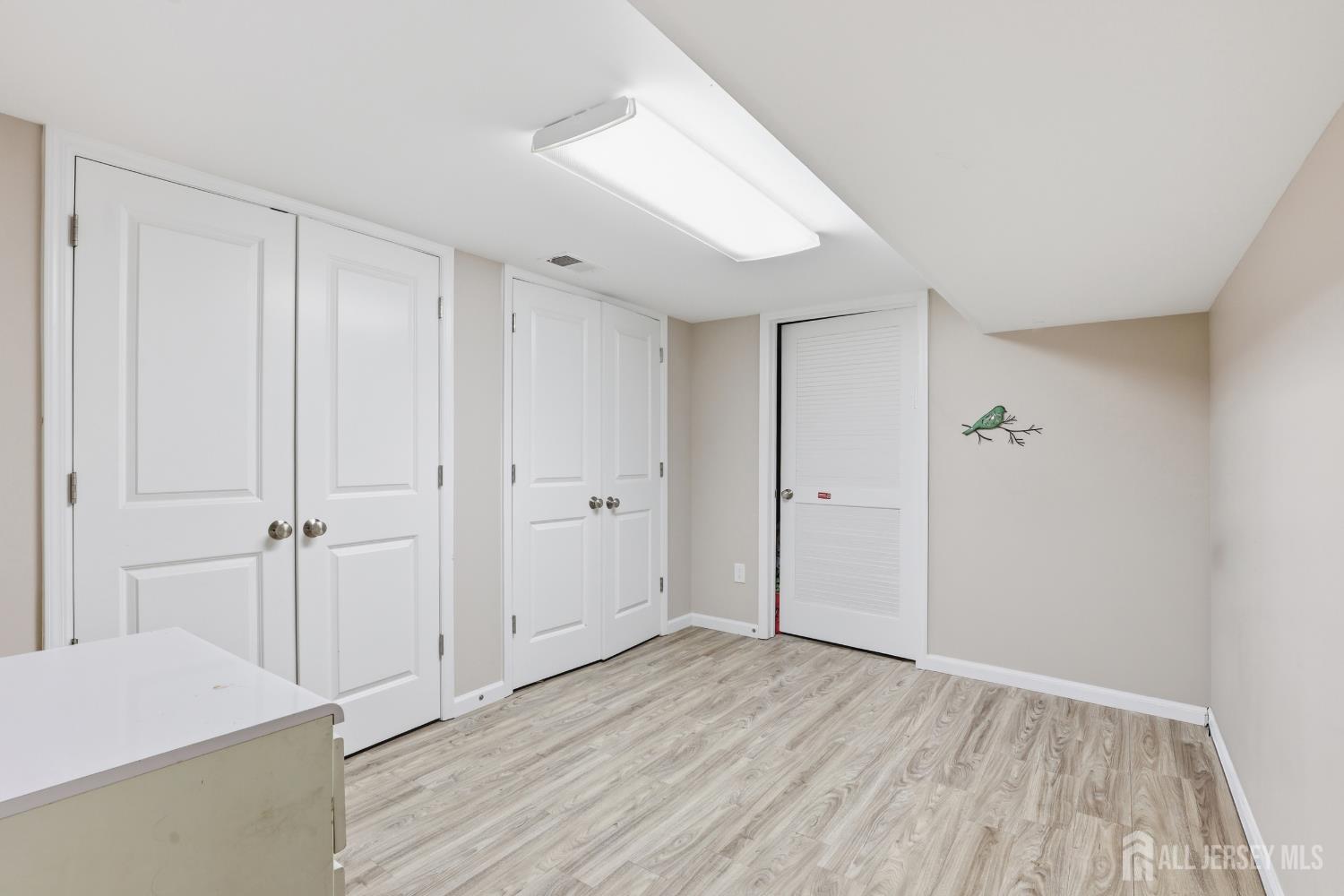 24 Campbell Avenue Edison NJ 08817
