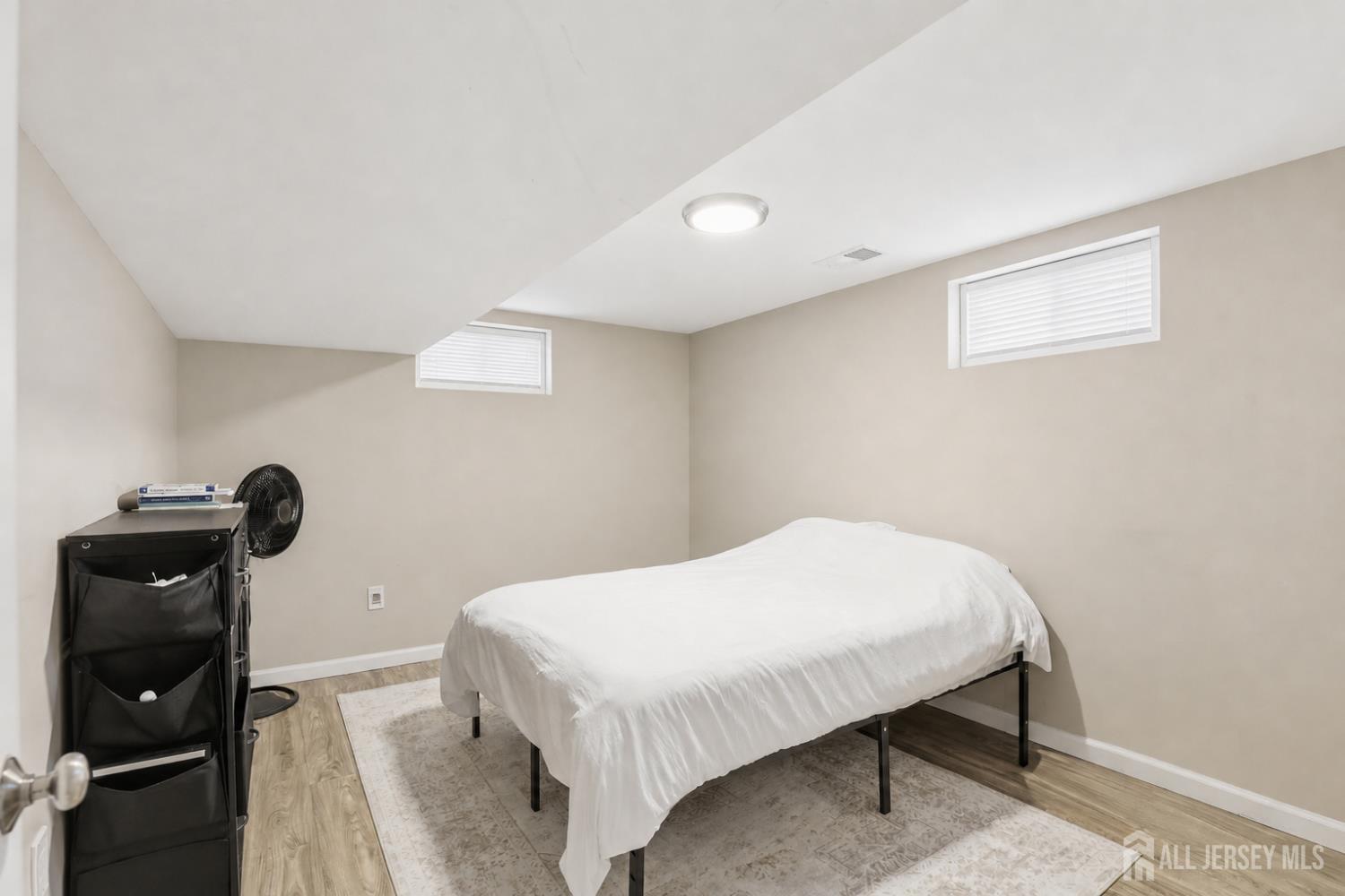 24 Campbell Avenue Edison NJ 08817