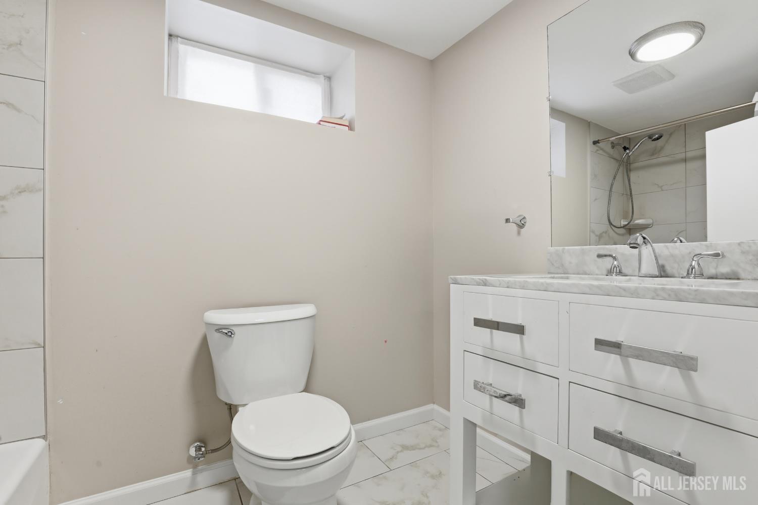 24 Campbell Avenue Edison NJ 08817