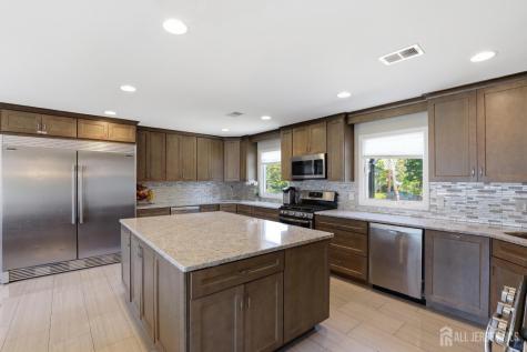 24 Campbell Avenue Edison NJ 08817