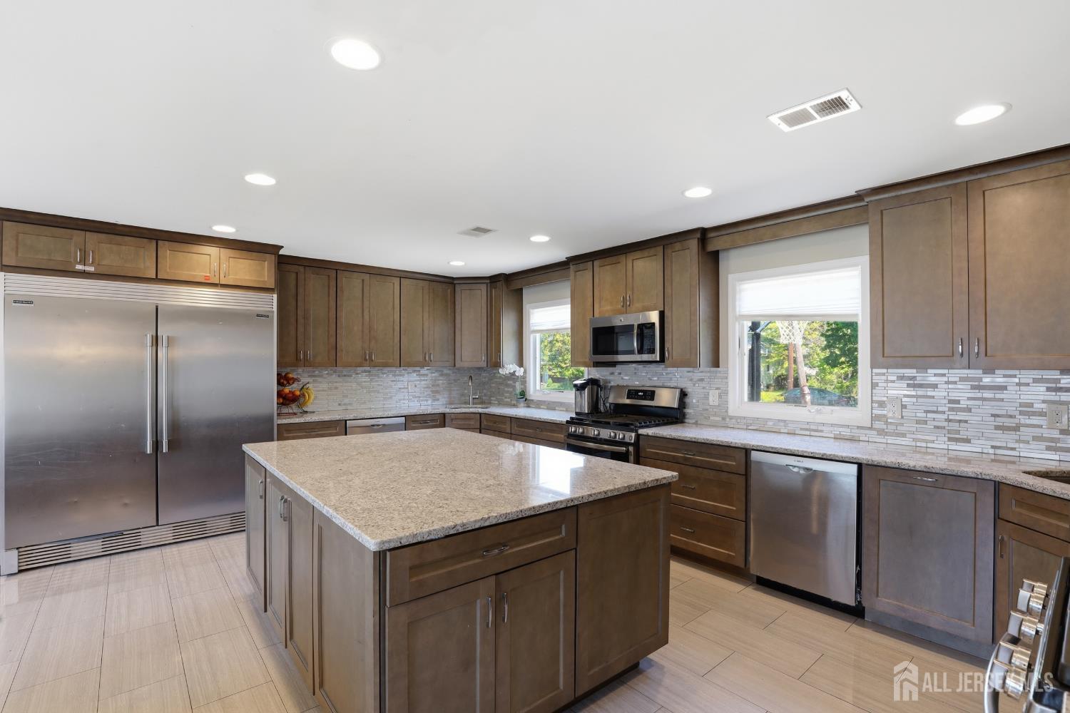 24 Campbell Avenue Edison NJ 08817