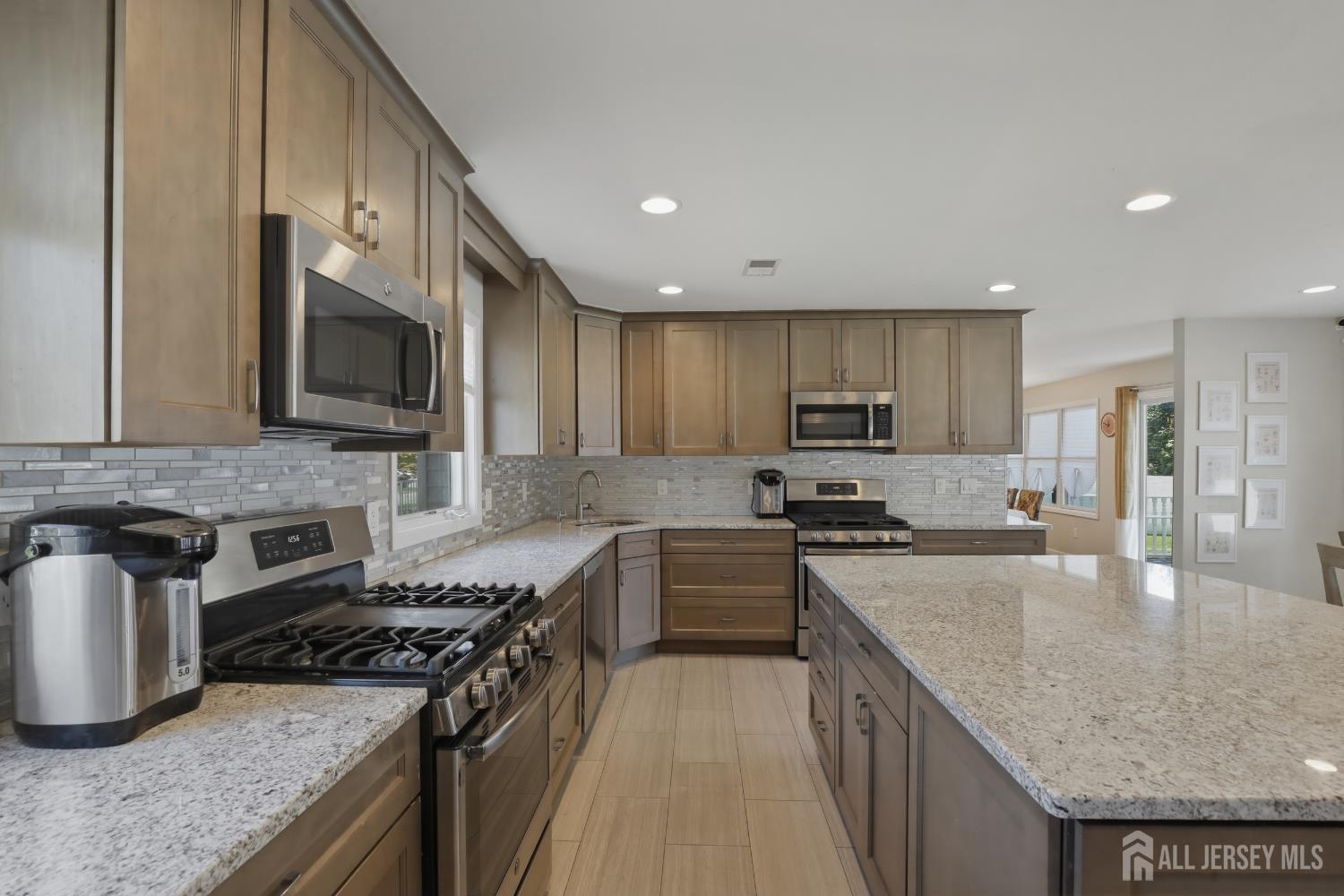 24 Campbell Avenue Edison NJ 08817