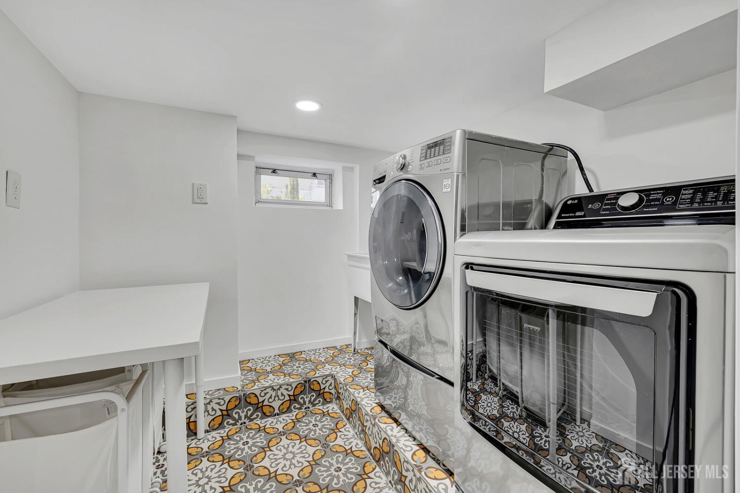 345 Broughton Avenue Bloomfield NJ 07003